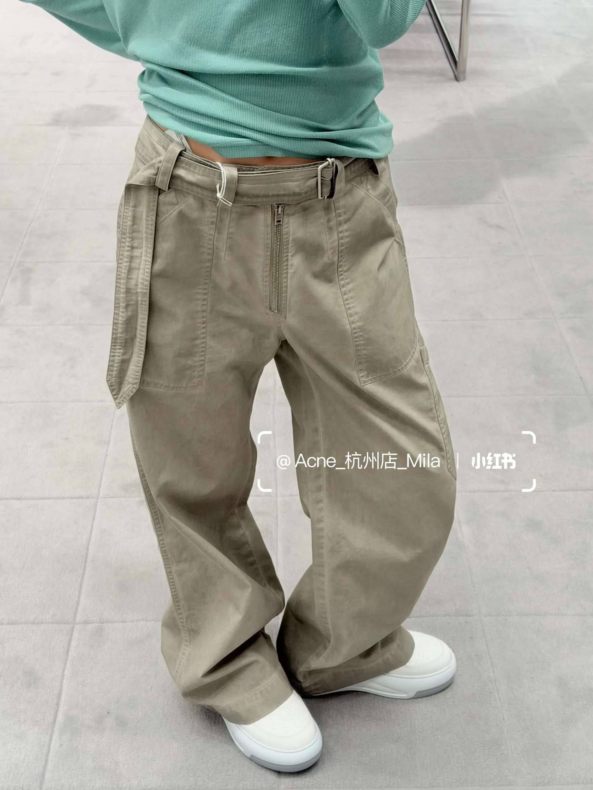 Upper body material picture ACNE/Studios 26SS dirty dyed overalls trousers (picture color)